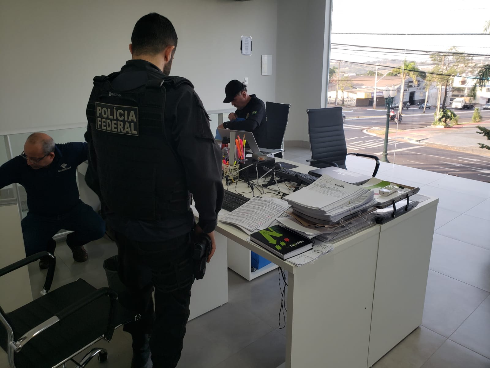 Preço do leite tem data para cair, mas baixa não deve chegar perto da esperada pelo consumidor