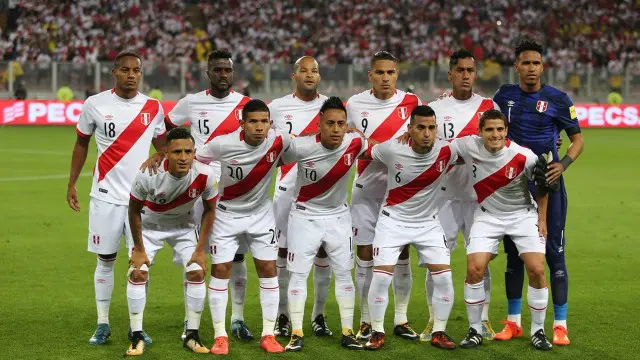 Seleção do Peru acerta saída do técnico Reynoso e define