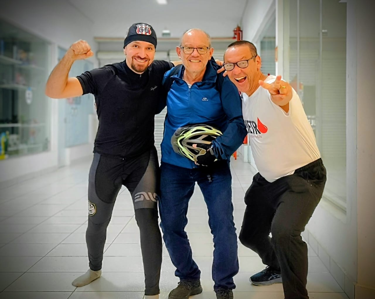 ciclistas pela doação de medula óssea