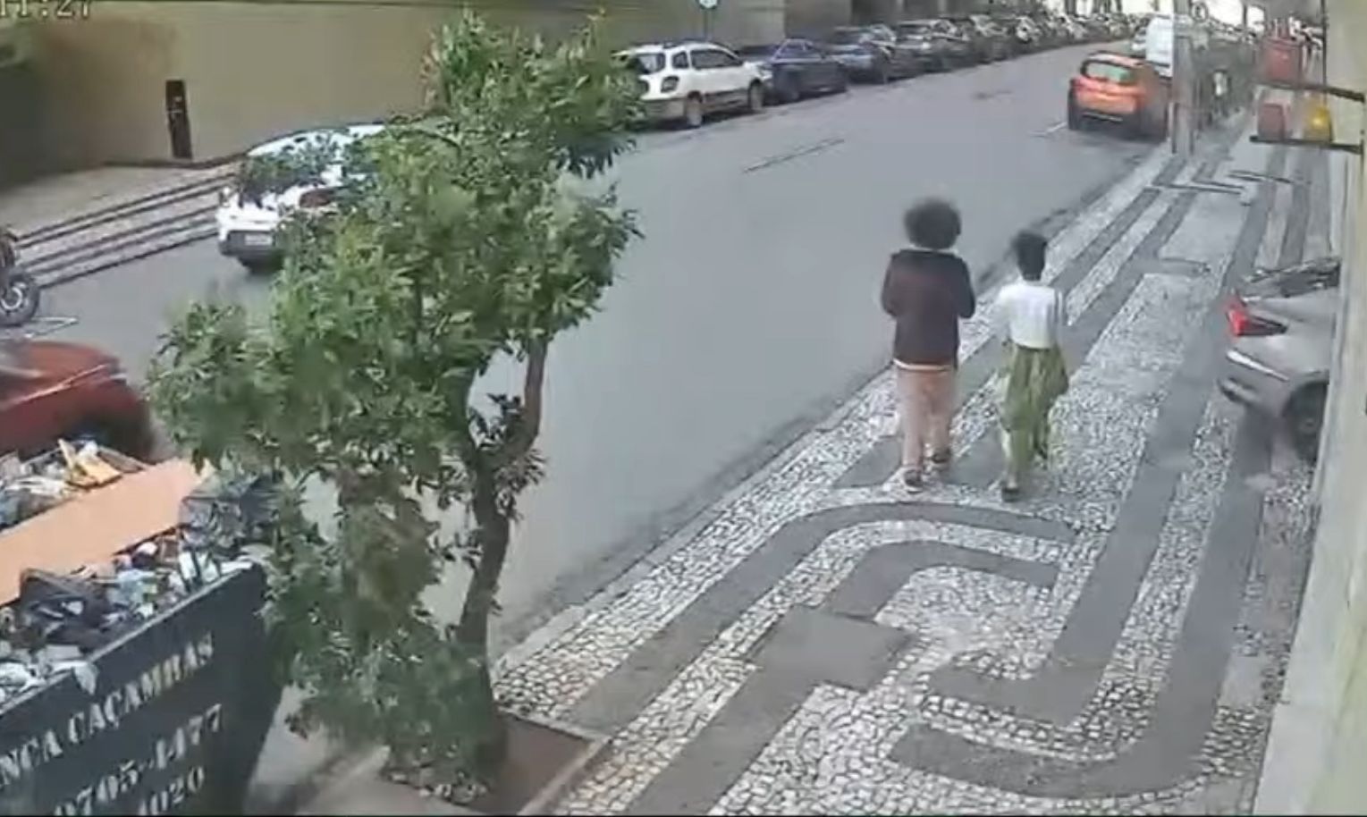 renato freitas e amiga