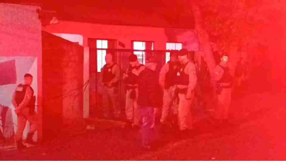 Adolescente foi morto a tiros (Foto: Reprodução)